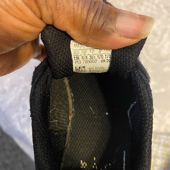 Adidas Superstar Shoes  Black & Gold Sneakers - Picture 4 of 6